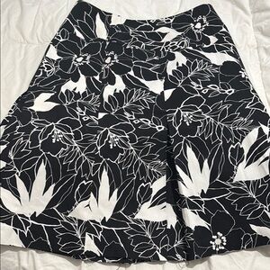 East 5th Black and White Knee-Length A-Line Skirt